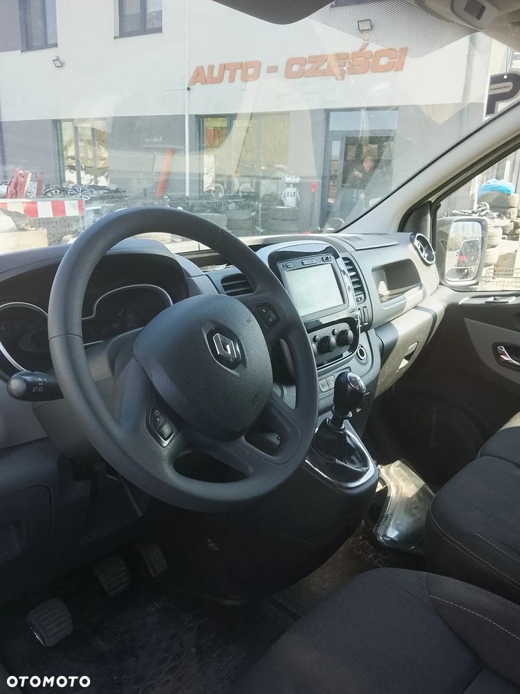 Renault Trafic - 6