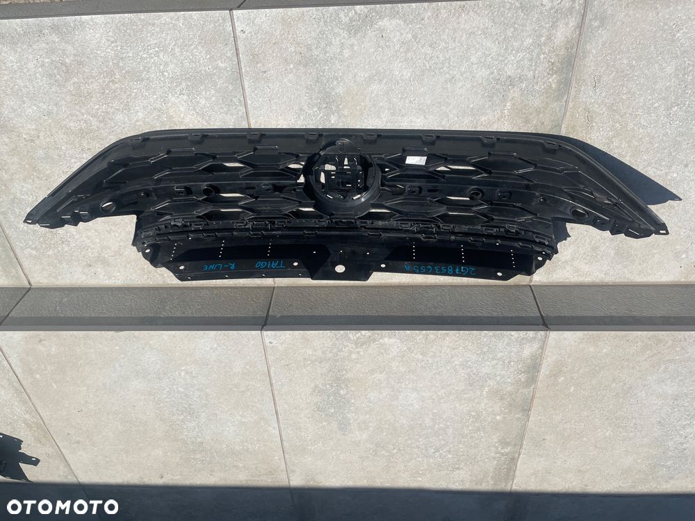 Grill atrapa chłodnicy VW Taigo R-line 2G7853655A - 5