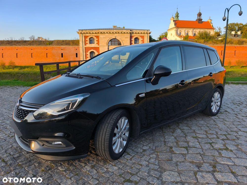 Opel Zafira - 11