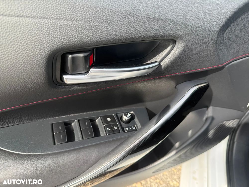 Toyota Corolla 1.8 HSD Exclusive - 16