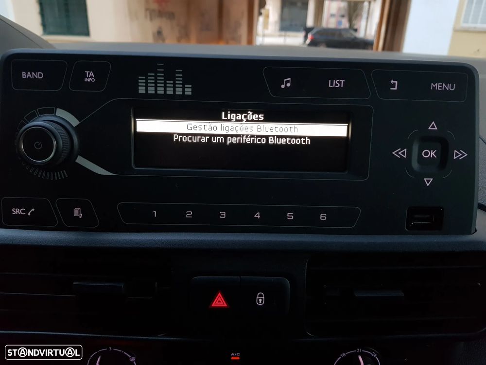 Peugeot Partner 3 Lugares - 23