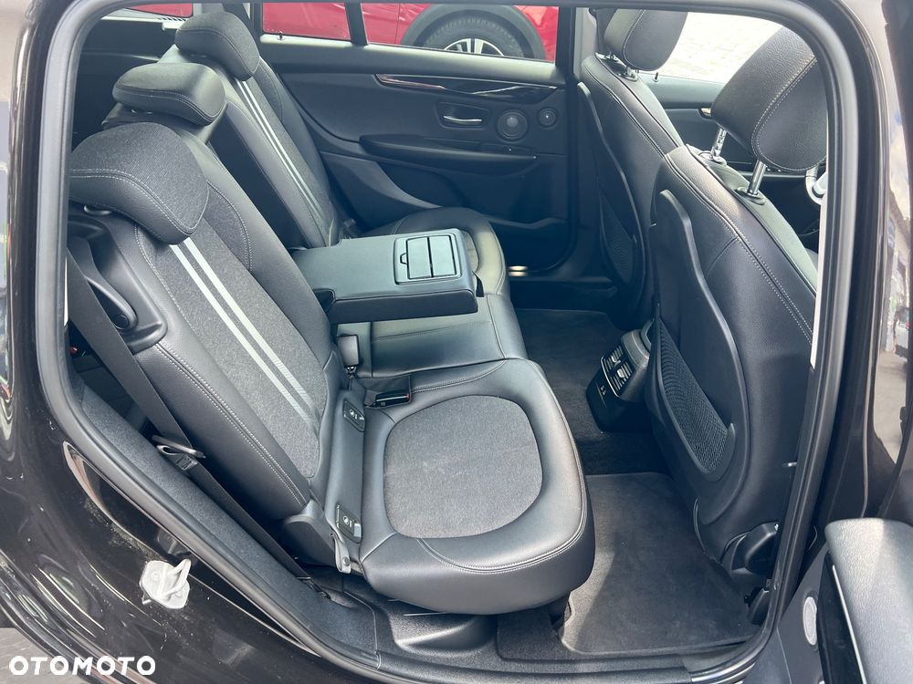 BMW Seria 2 216i GPF Sport Line - 27