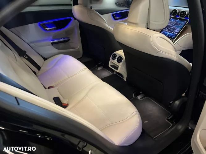 Mercedes-Benz C - 14