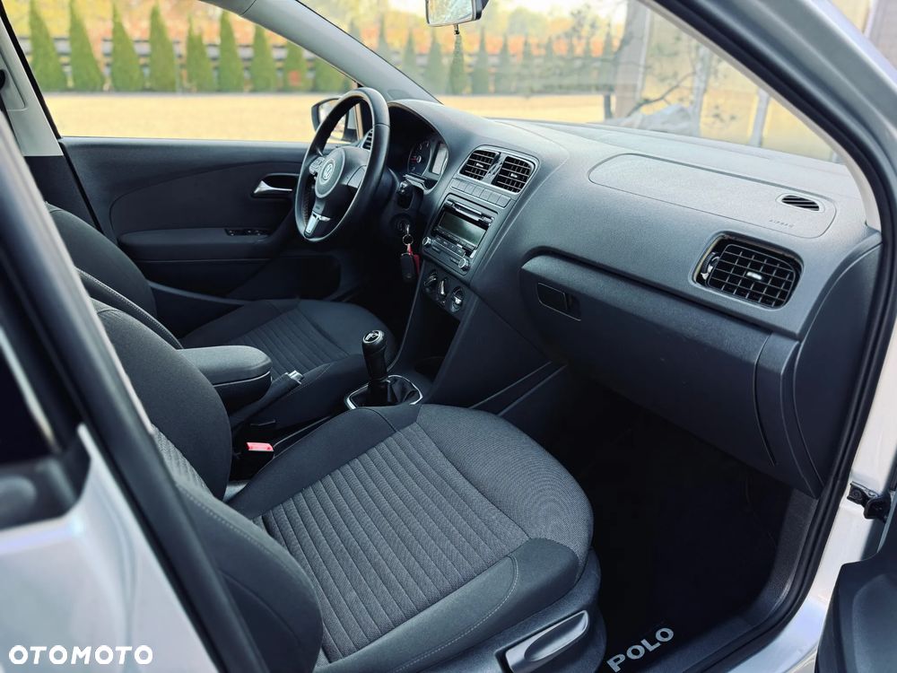 Volkswagen Polo 1.6 TDI Highline - 18