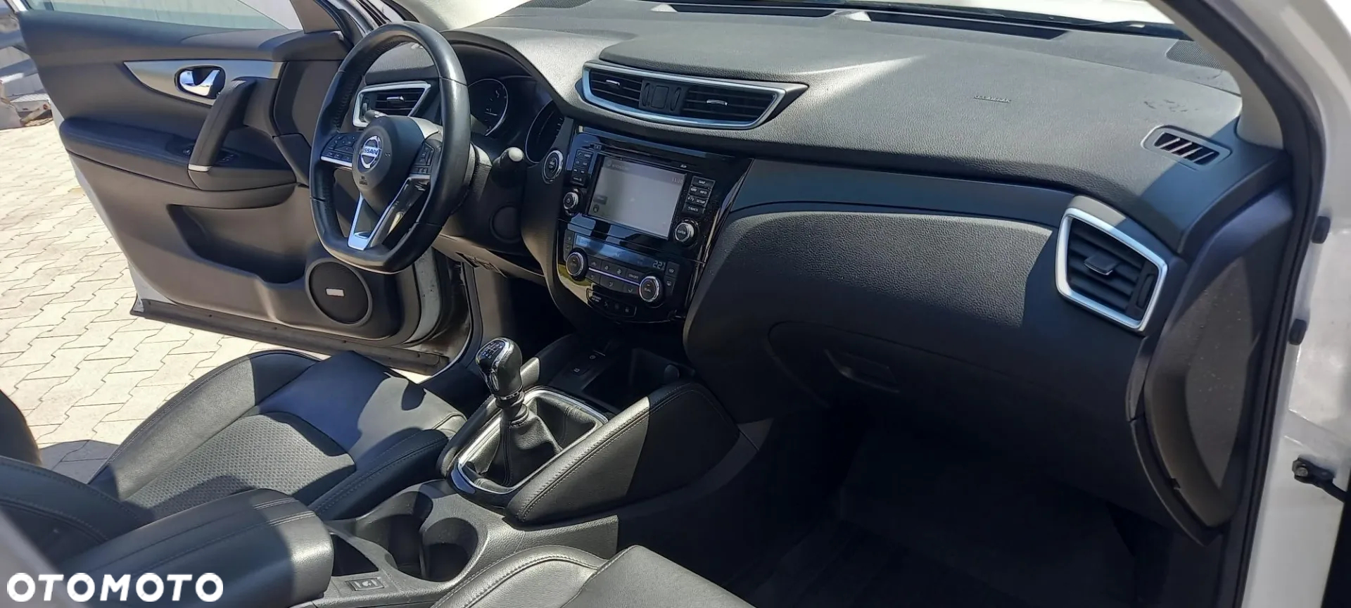 Nissan Qashqai 1.5 dCi Tekna - 23