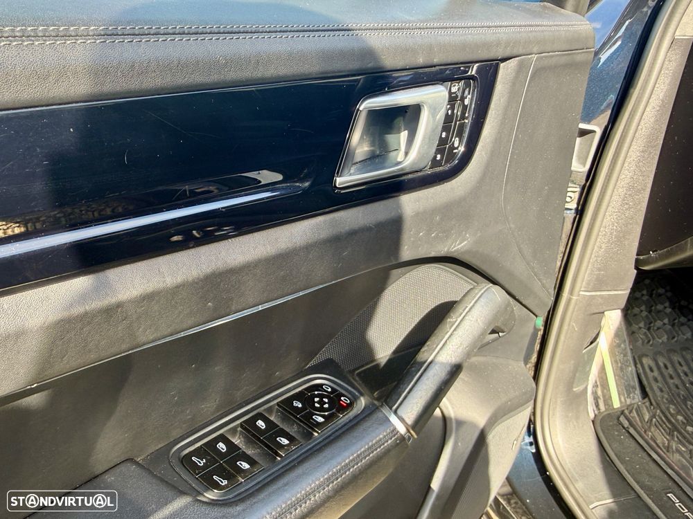 Porsche Cayenne S Tiptronic S Platinum Edition - 20