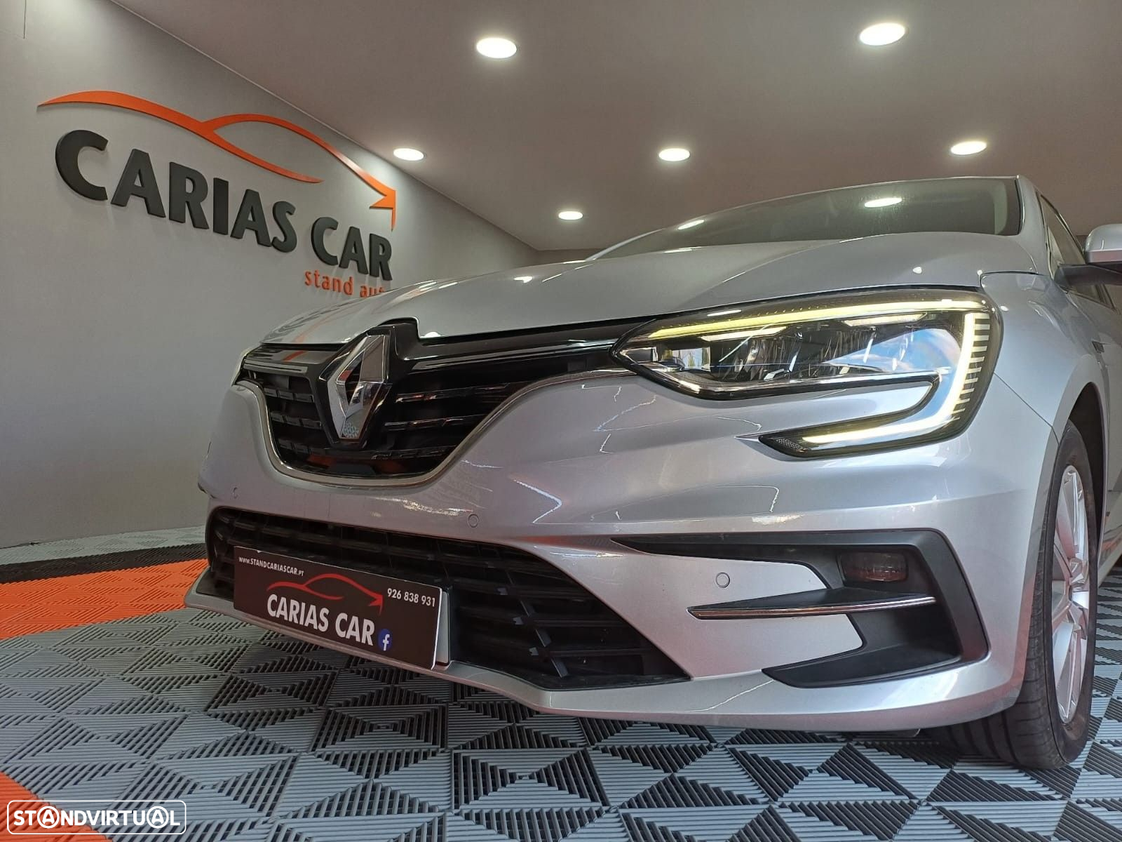 Renault Mégane 1.5 Blue dCi Intens - 7