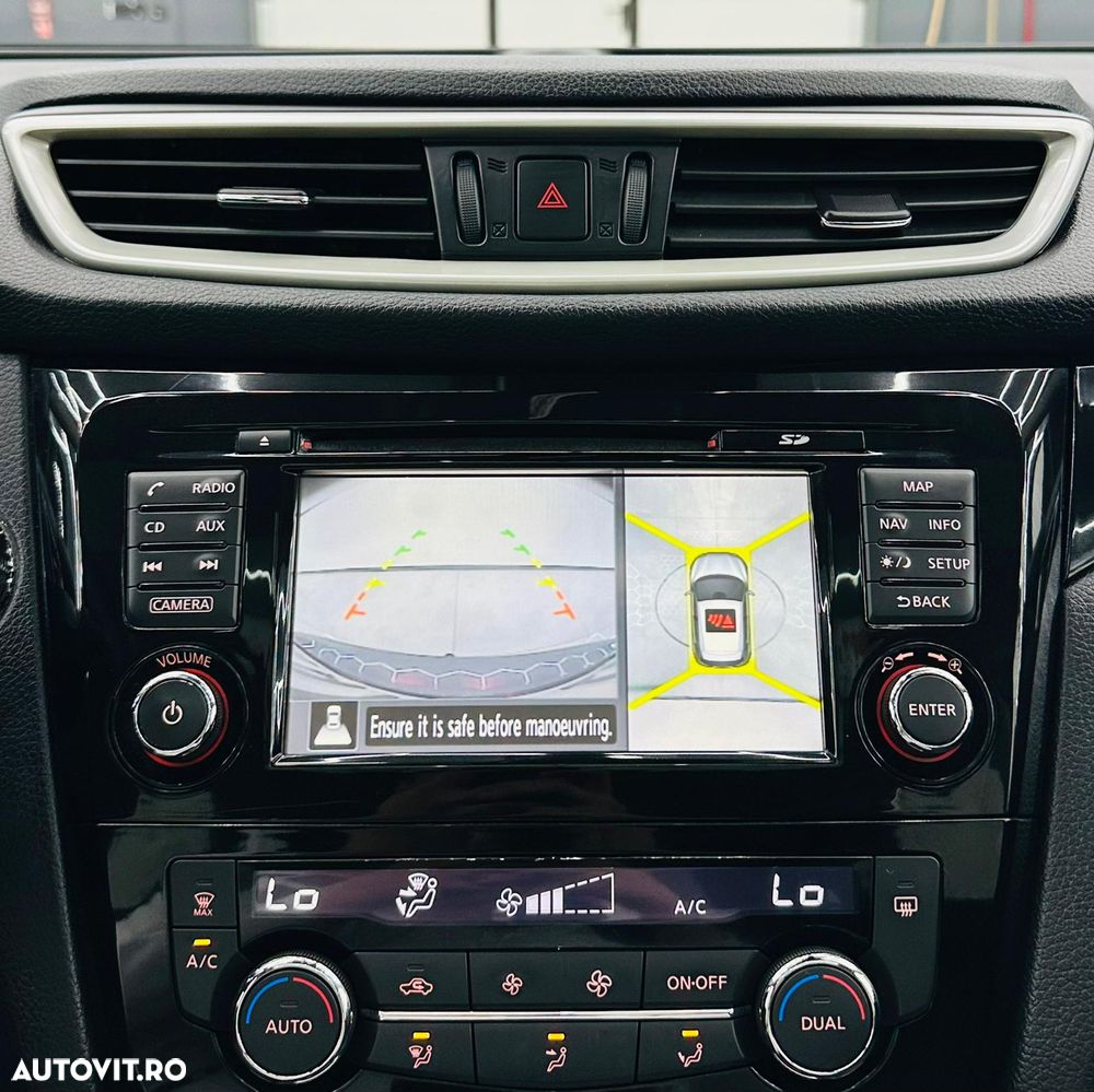 Nissan Qashqai 1.2 DIG-T TEKNA - 25