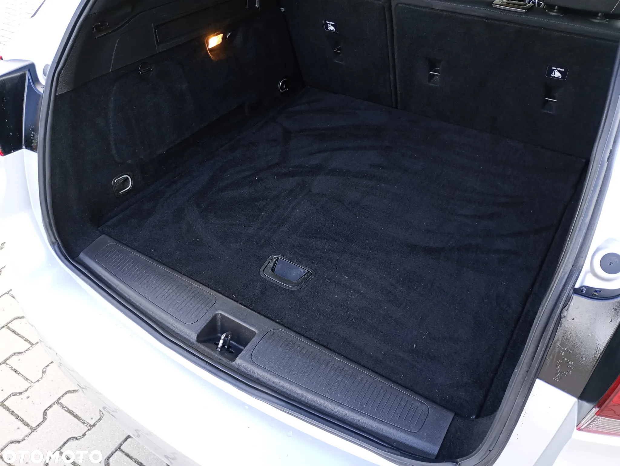 Opel Astra 1.6 D (CDTI) Start/Stop Sports Tourer Innovation - 24