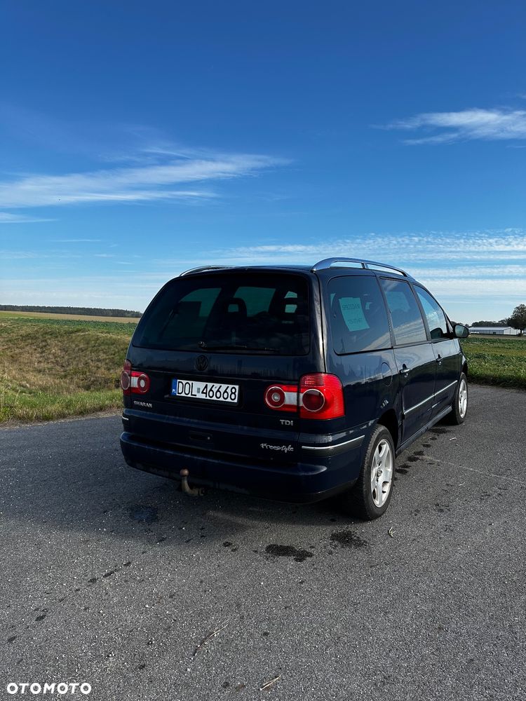 Volkswagen Sharan 2007 photo 3