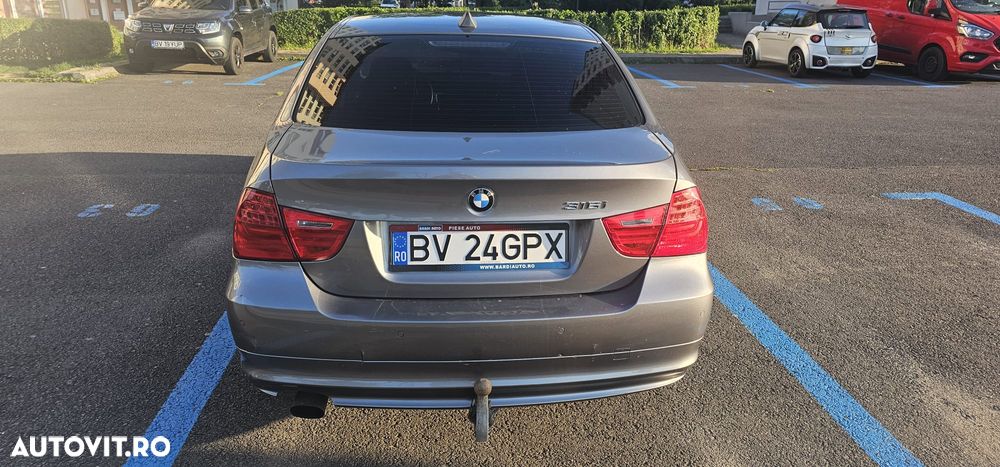 BMW Seria 3 316i - 7