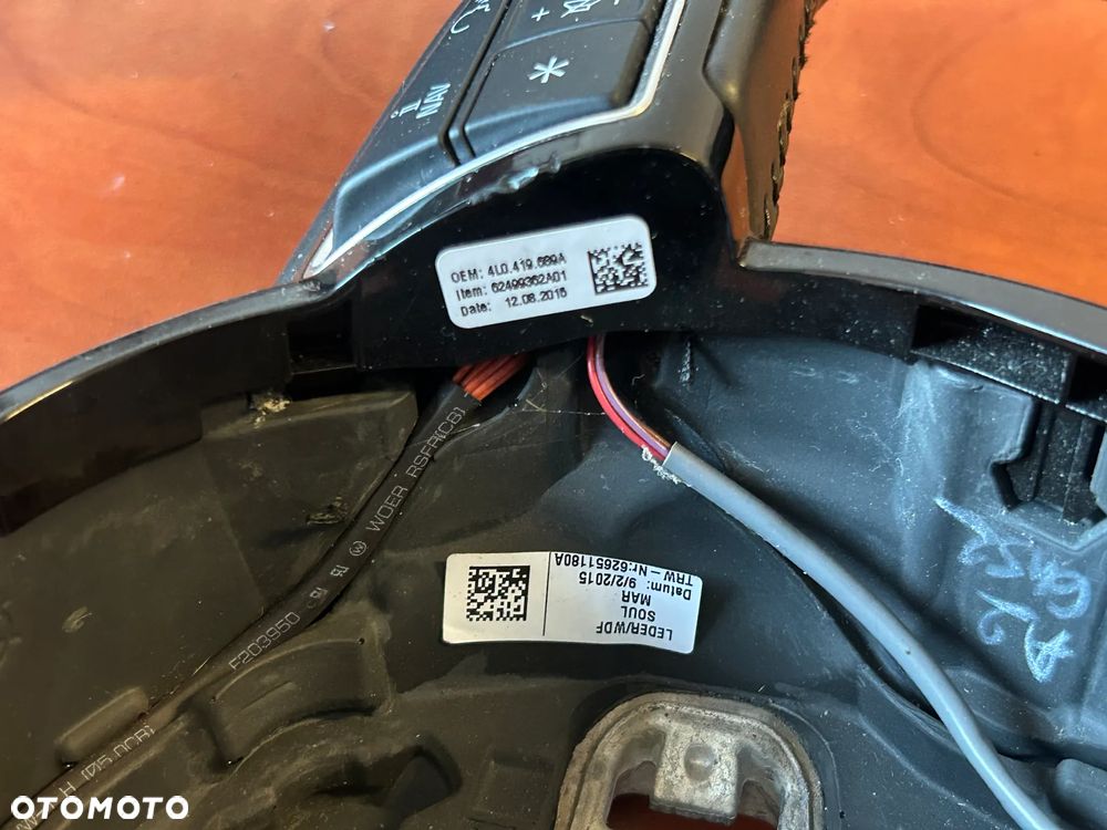 KIEROWNICA SKORA MULTIFUNKCJA 8U0419091AB AUDI Q3 - 4