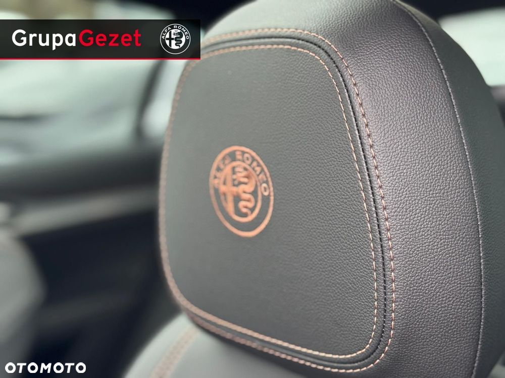Alfa Romeo Stelvio - 24