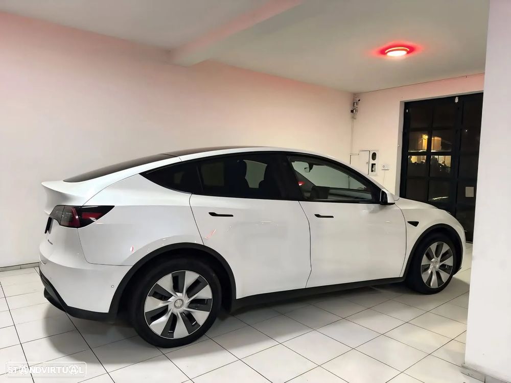 Tesla Model Y Tração Traseira - 2