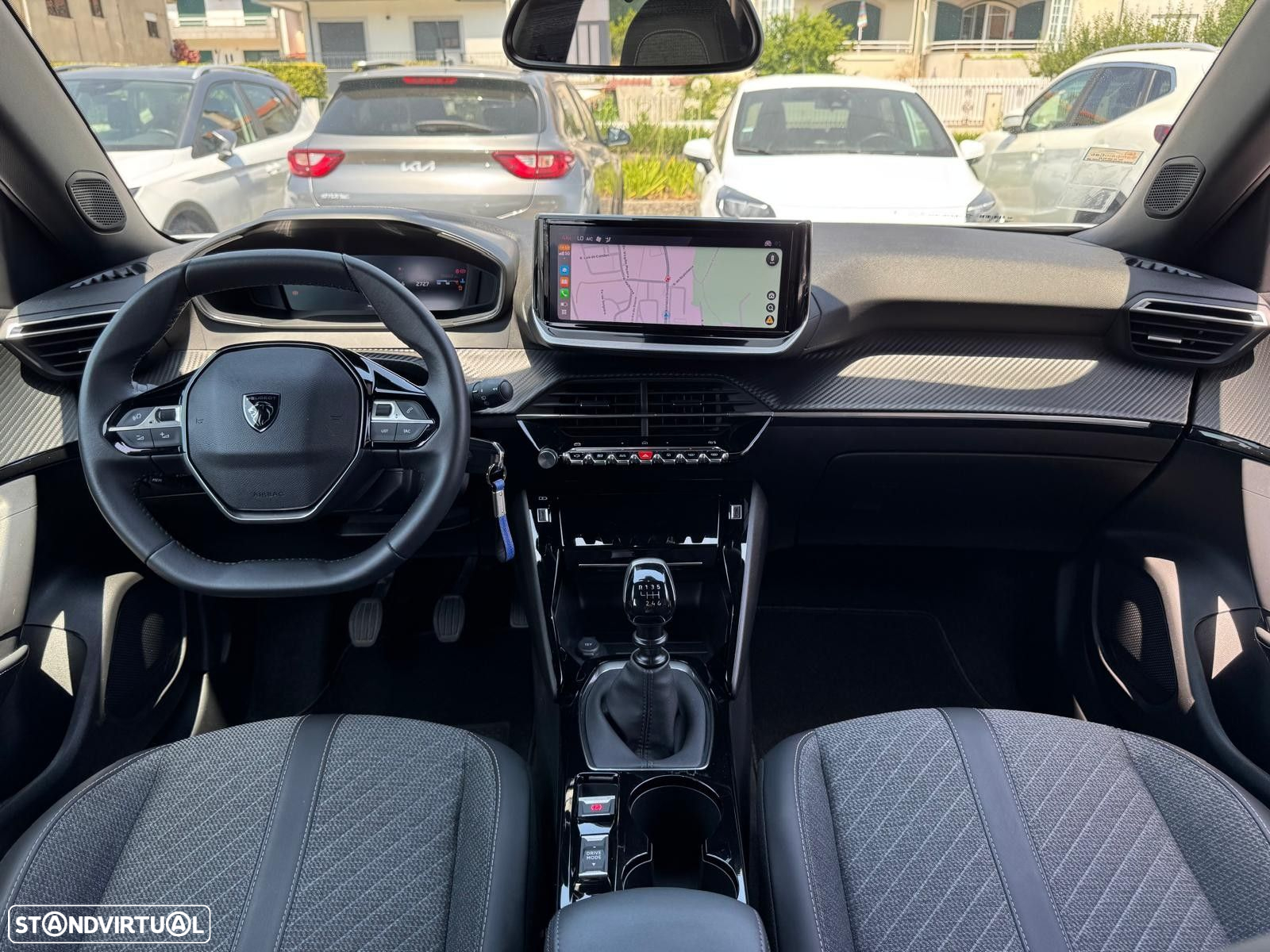 Peugeot 2008 1.2 PureTech Allure Pack - 11