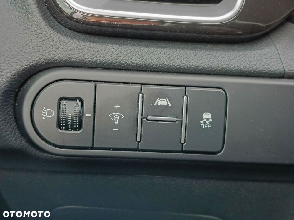 Kia XCeed 1.5 T-GDI Business Line DCT - 30