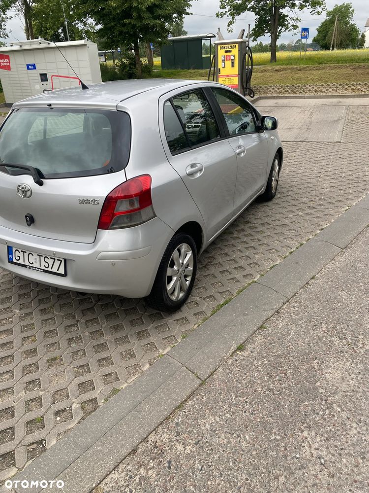 Toyota Yaris 1.33 Sol MM - 2