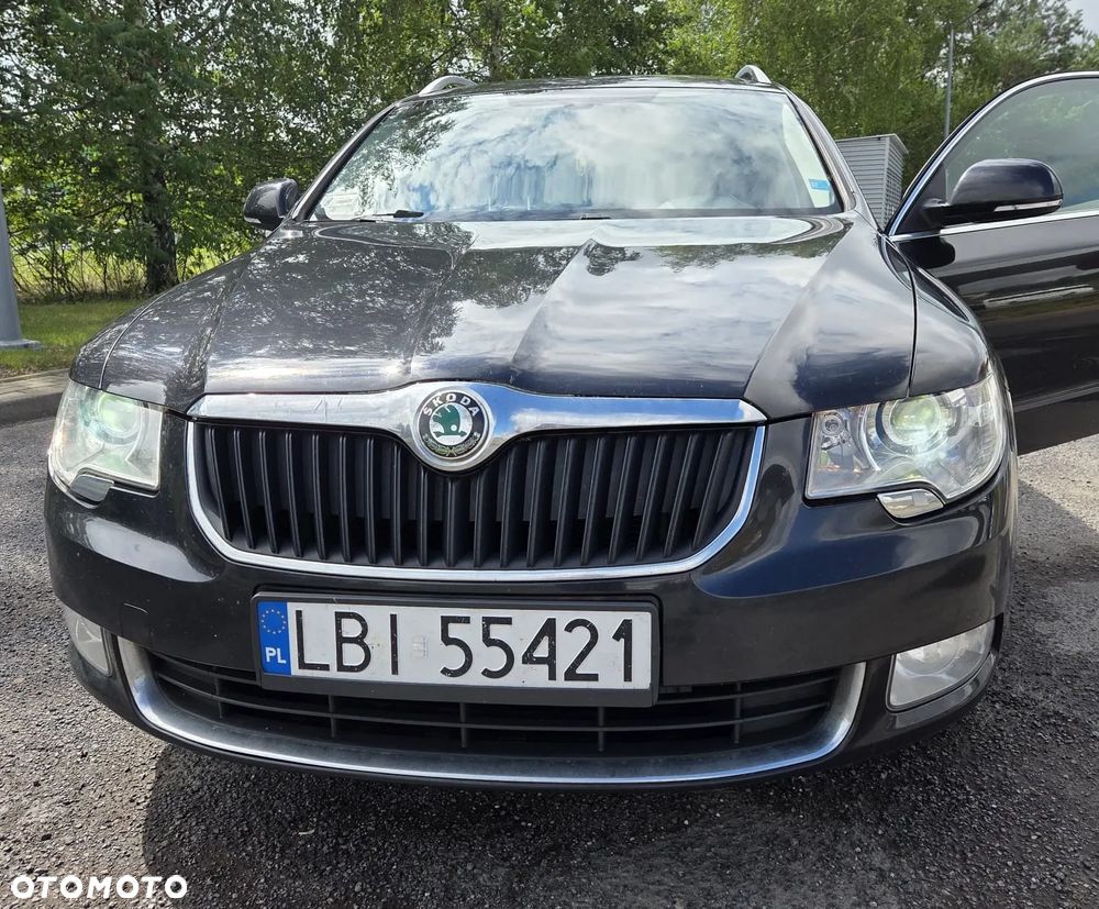 Skoda Superb 2.0 TDI Family DSG - 5