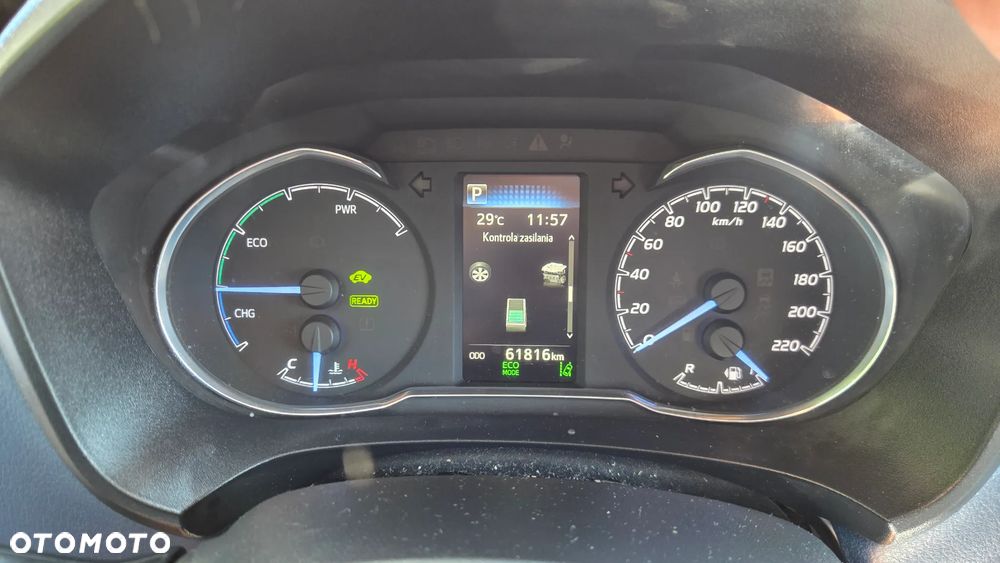 Toyota Yaris Hybrid 100 Selection - 10