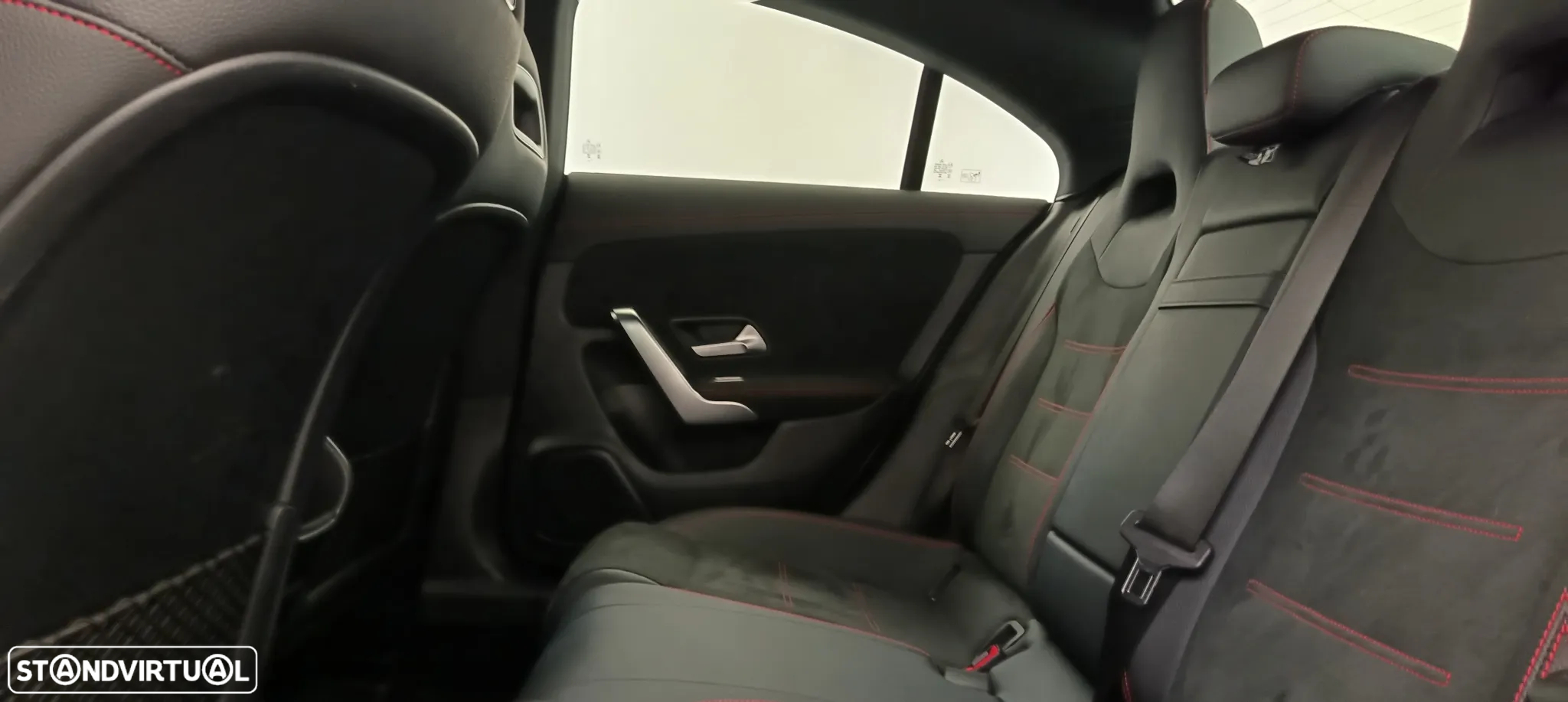 Mercedes-Benz CLA 250 e AMG Line - 29