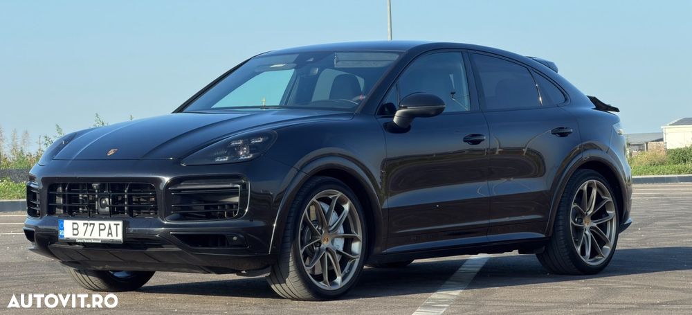Porsche Cayenne - 1