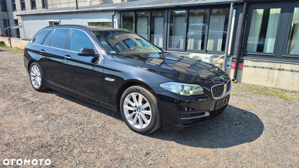 BMW Seria 5 520d xDrive - 2