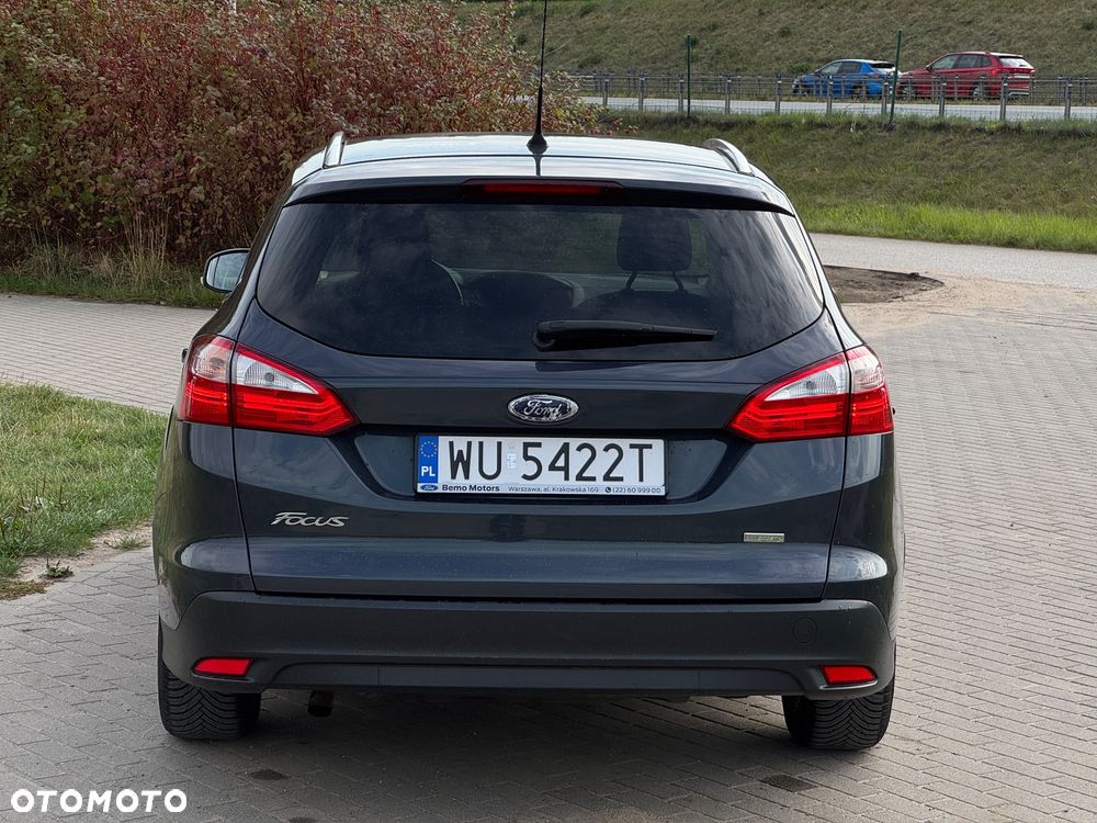 Ford Focus Turnier 1.0 EcoBoost Start-Stopp-System Titanium - 6