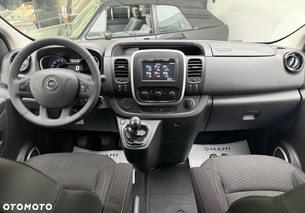 Opel Vivaro - 21