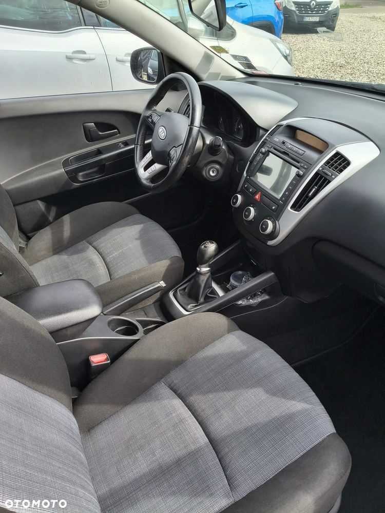 Kia Ceed 1.6 Comfort - 5