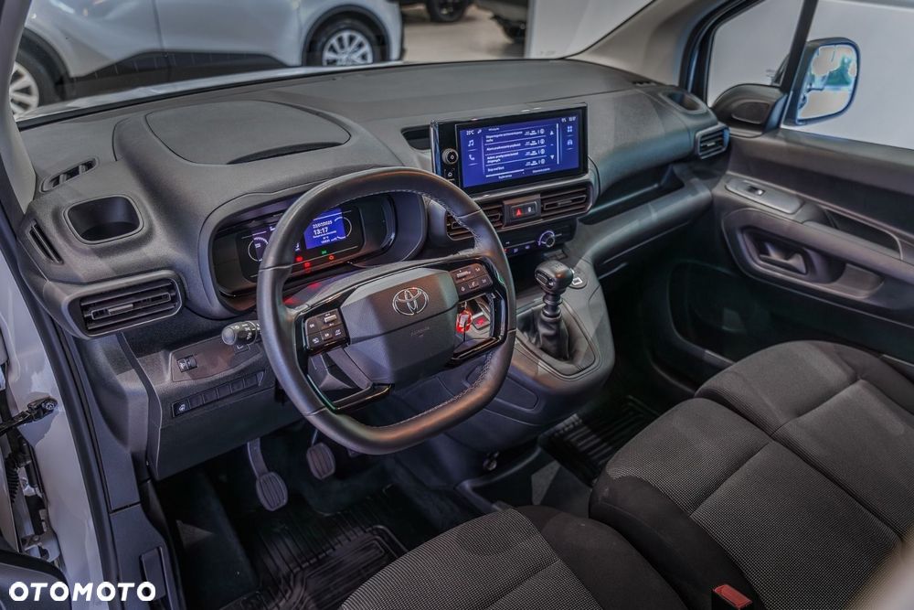 Toyota Proace City - 8