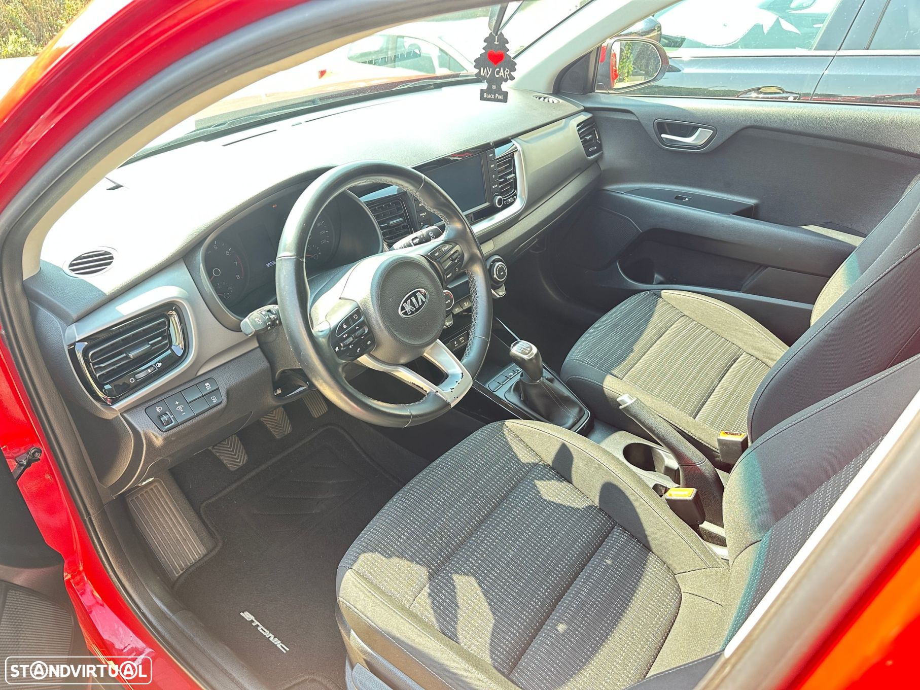 Kia Stonic 1.0 T-GDI Tech - 2
