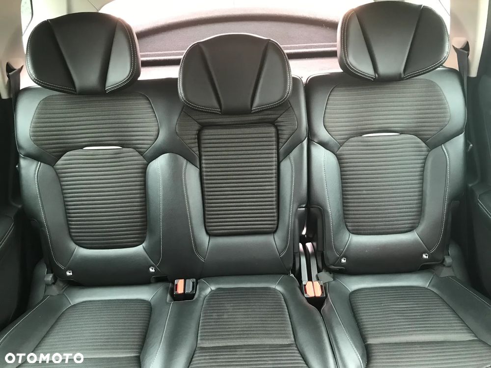 Renault Scenic 1.5 dCi Bose - 2