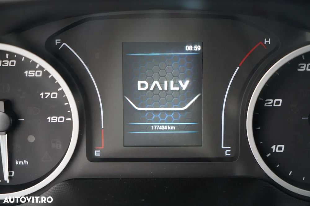 Iveco DAILY 35-160 / 4.3 M CONTAINER / DHOLLANDIA LIFT / TWIN GVWR: 3500 KG / 2021 - 39