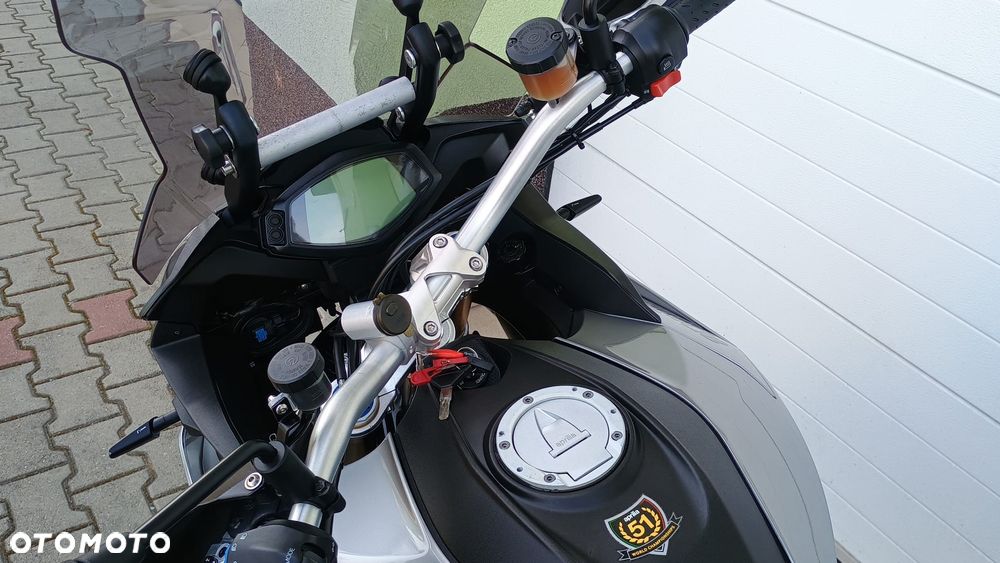 Aprilia Caponord - 10