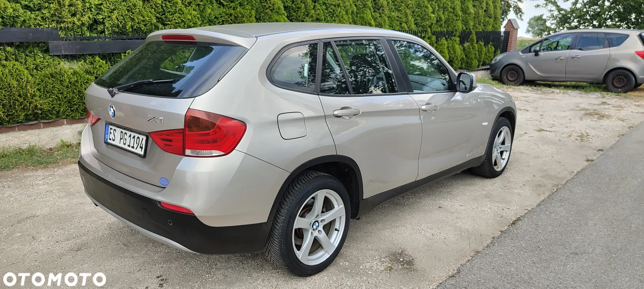BMW X1 sDrive18i - 11