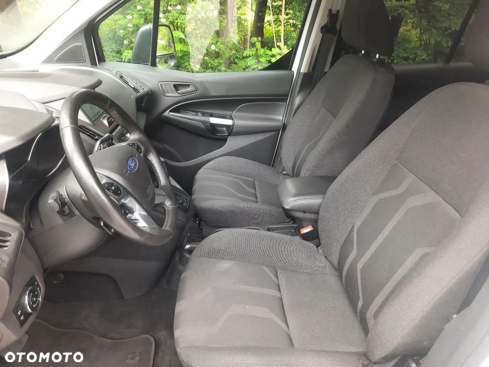 Ford Tourneo Connect Grand - 9