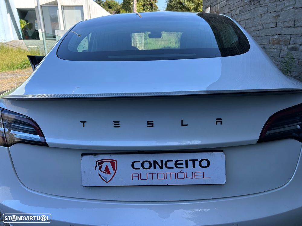 Tesla Model 3 - 28