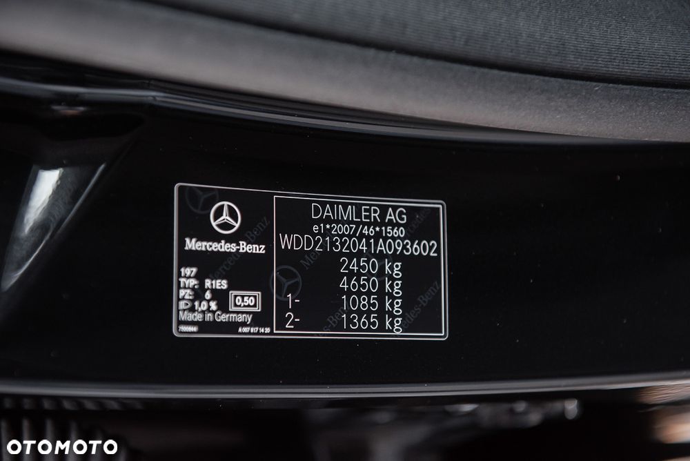 Mercedes-Benz Klasa E 220 d Business Edition 9G-TRONIC - 38