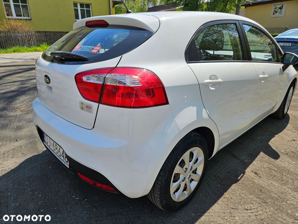 Kia Rio 1.2 M - 6