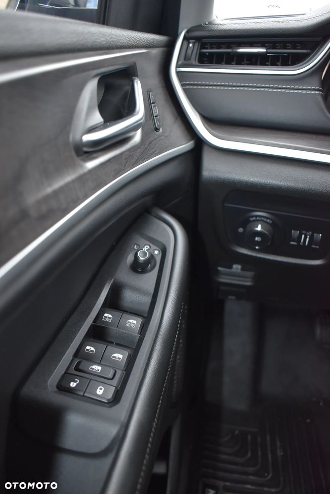 Jeep Grand Cherokee 3.6 V6 Limited - 29