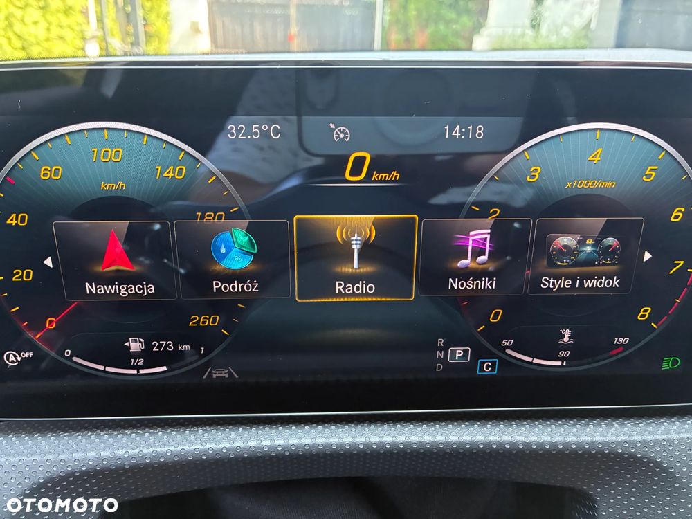 Mercedes-Benz Klasa A 250 AMG Line 7G-DCT - 39