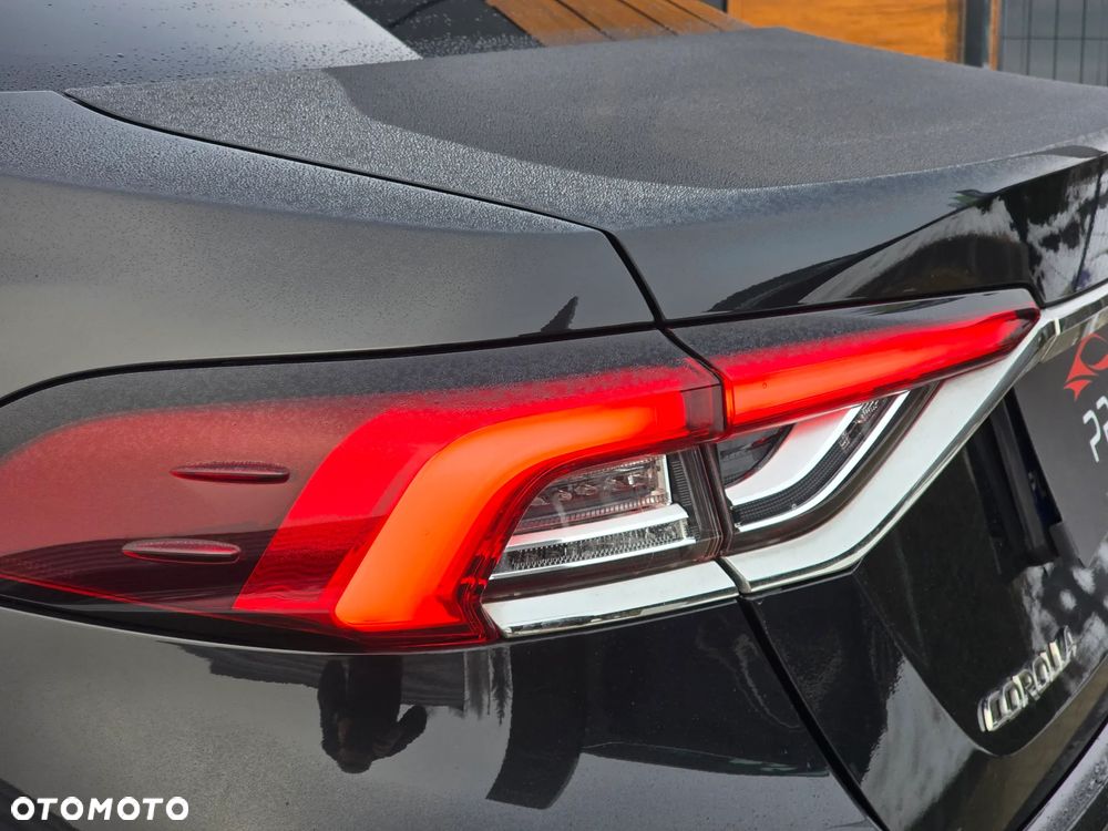 Toyota Corolla 1.8 Hybrid Style - 16