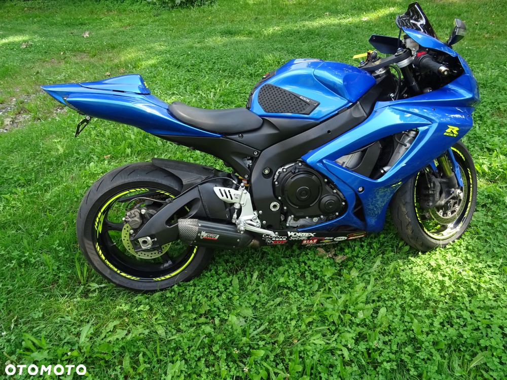 Suzuki GSX-R - 27