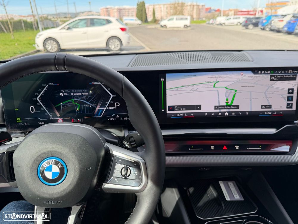 BMW i5 eDrive40 Pack Desportivo M - 12