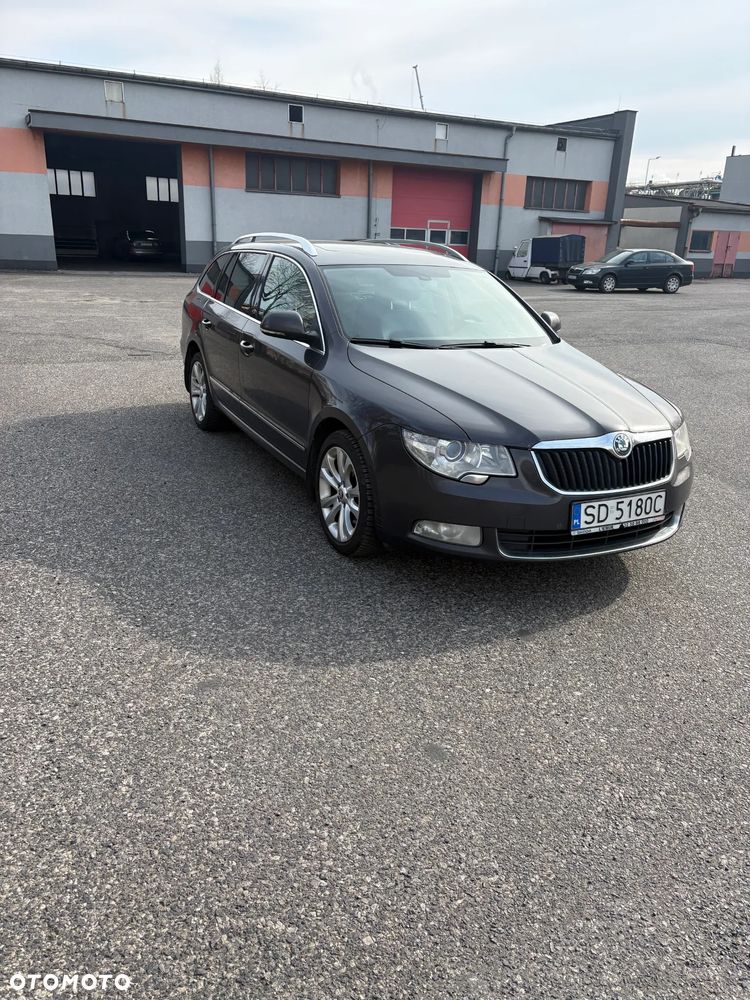 Skoda Superb 2.0 TDI 4x4 Elegance - 2