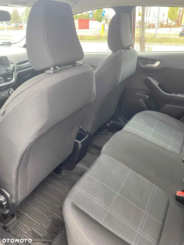 Ford Fiesta 1.1 Trend - 11