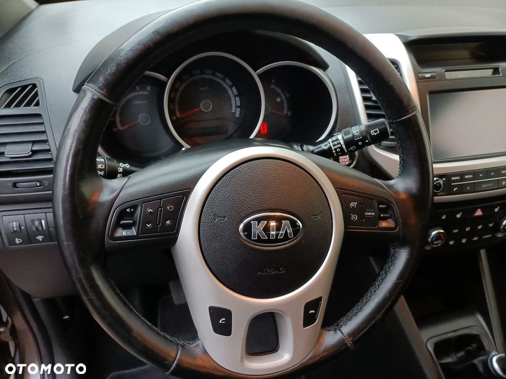 Kia Venga 1.6 CRDi 128 Dream Team Edition - 16