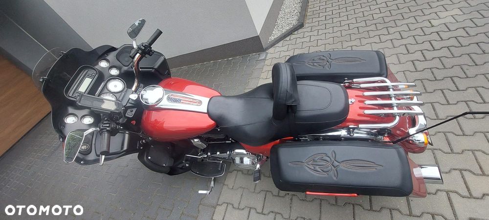 Harley-Davidson Touring Road Glide - 2