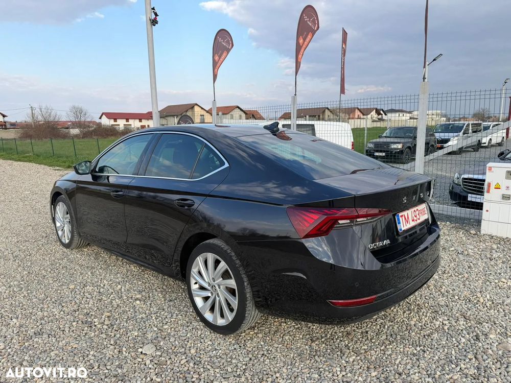 Skoda Octavia 2.0 TDI STYLE DSG - 4
