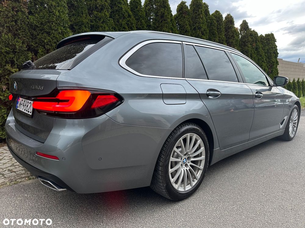 BMW Seria 5 520d Luxury Line sport - 3